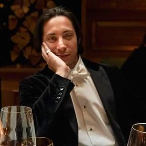 Meet your Posher, Maxwell